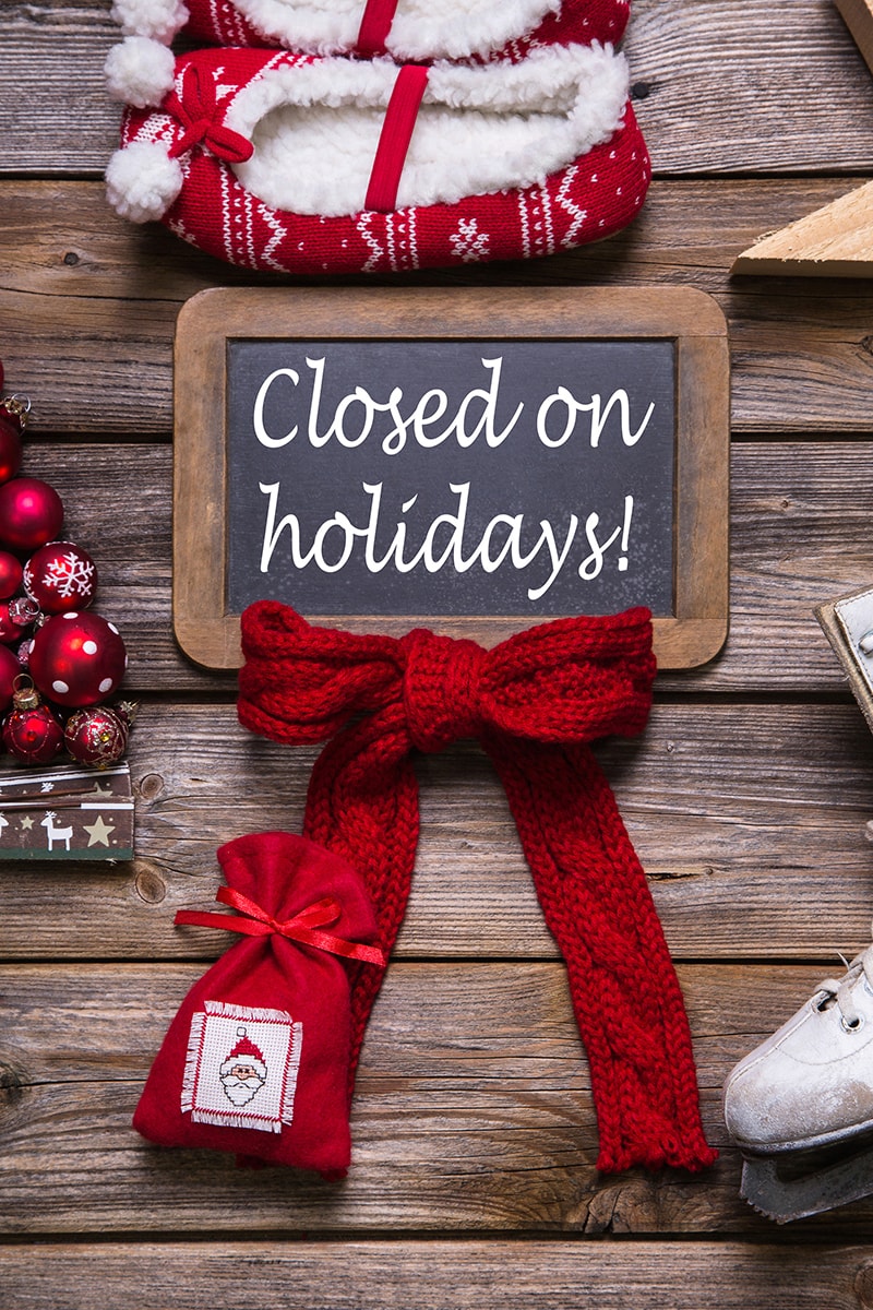 holiday break sign